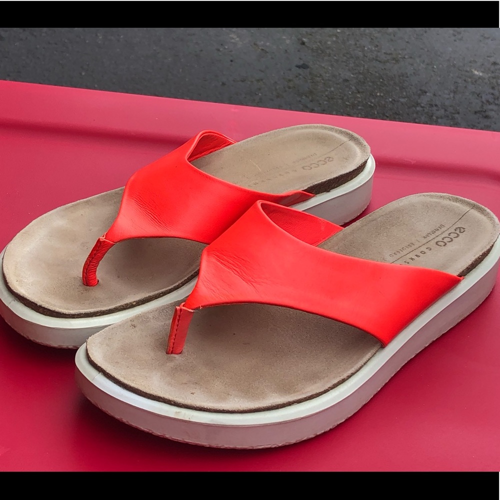 ECCO Women's Coral Orange Corksphere Thong Flip-Flop Sandals Size 40/9